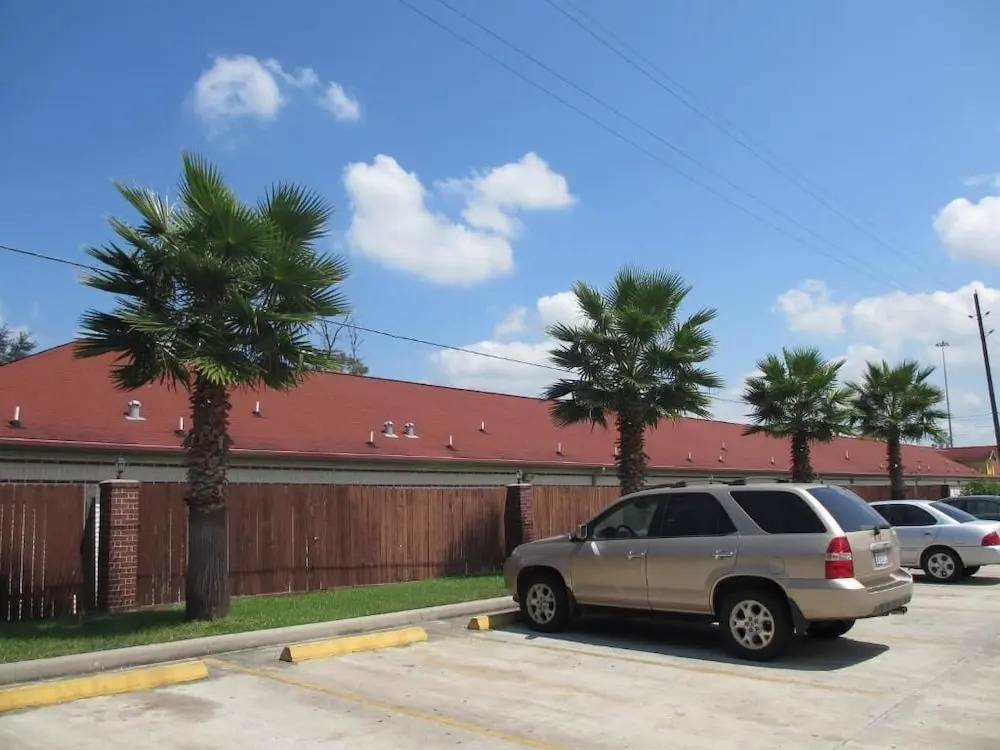 Winchester Inn and Suites Humble/IAH/North Houston