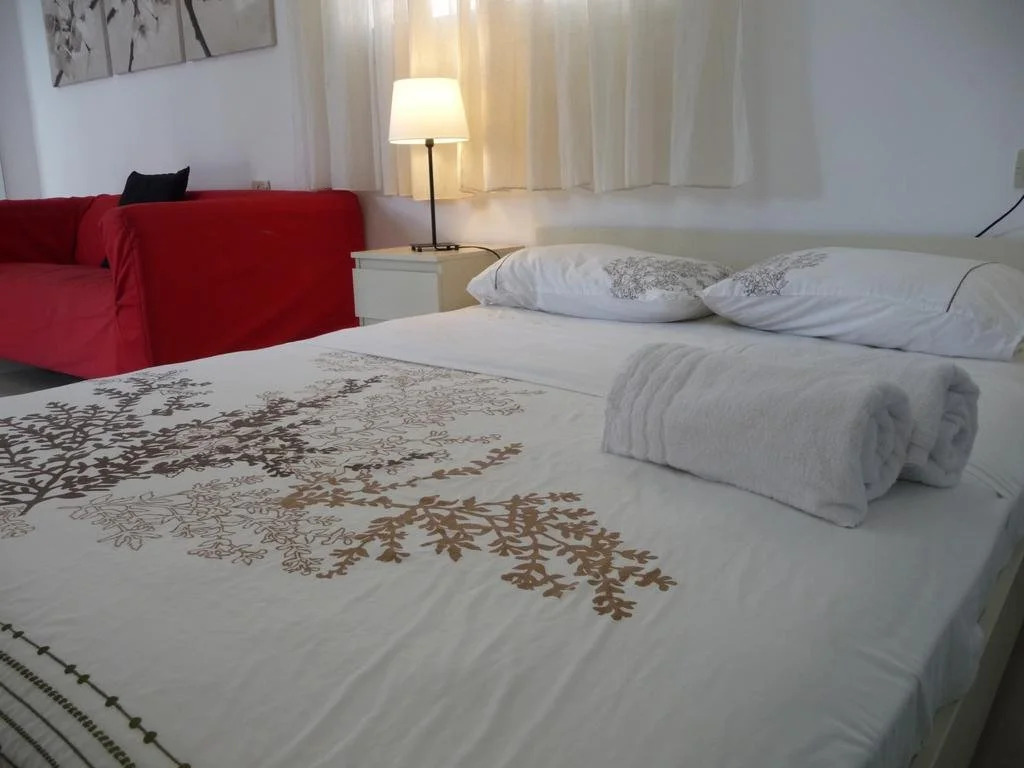 Feel at Home - Vacation Rentals
