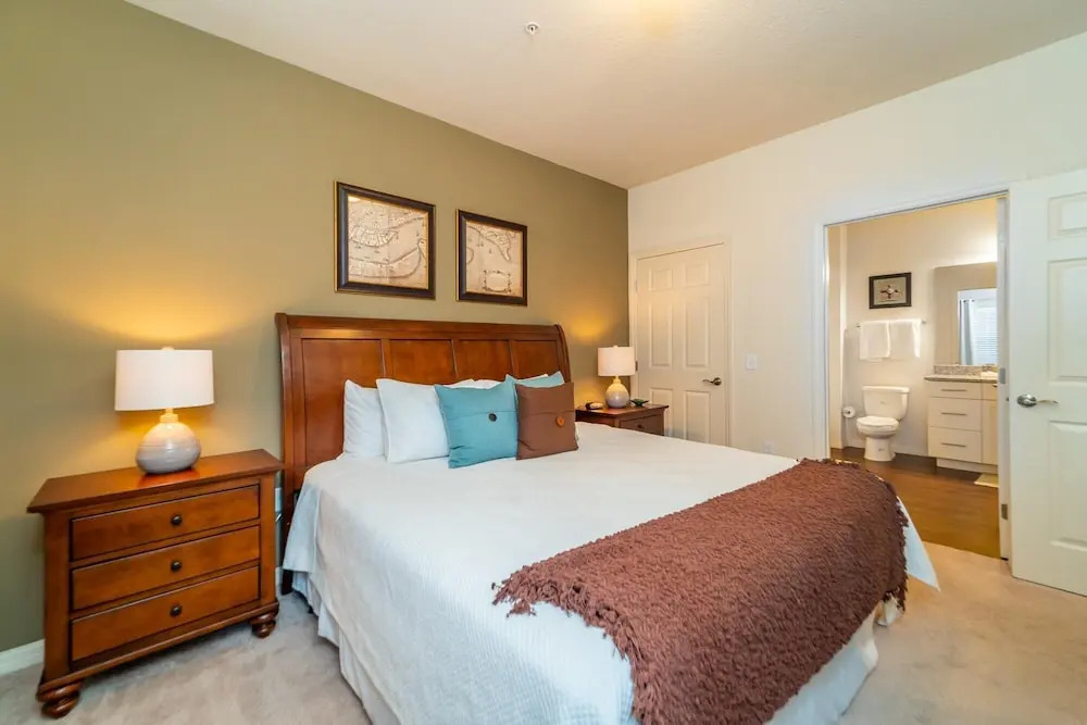 November Special at WL 4 Bed 3 Bath ID: 256178