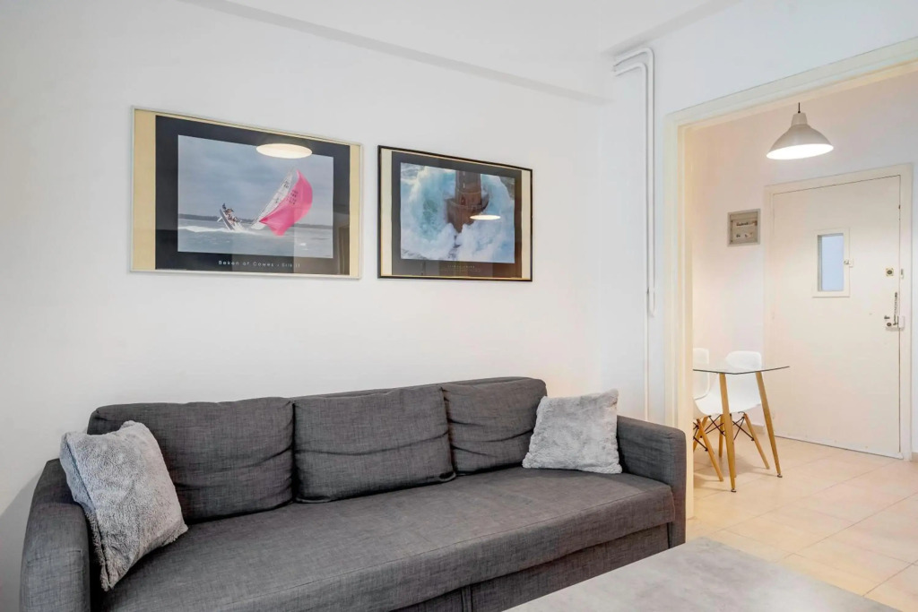 Apartment 1km from Acropolis Filoppapou Hill