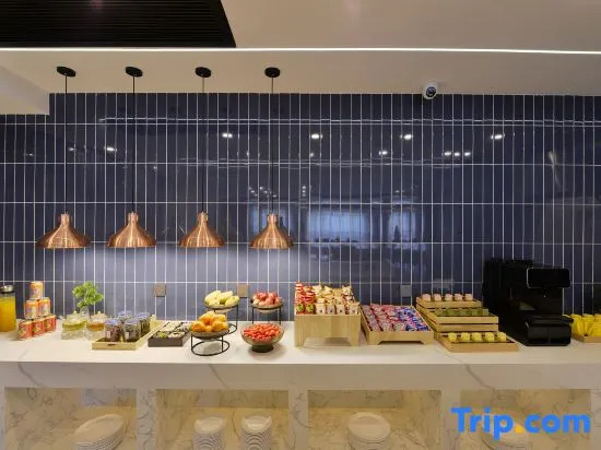 Mehood Theater  Hotel (Xi'an Bell and Drum Tower Daming Palace Longshouyuan Subway Station Branch)