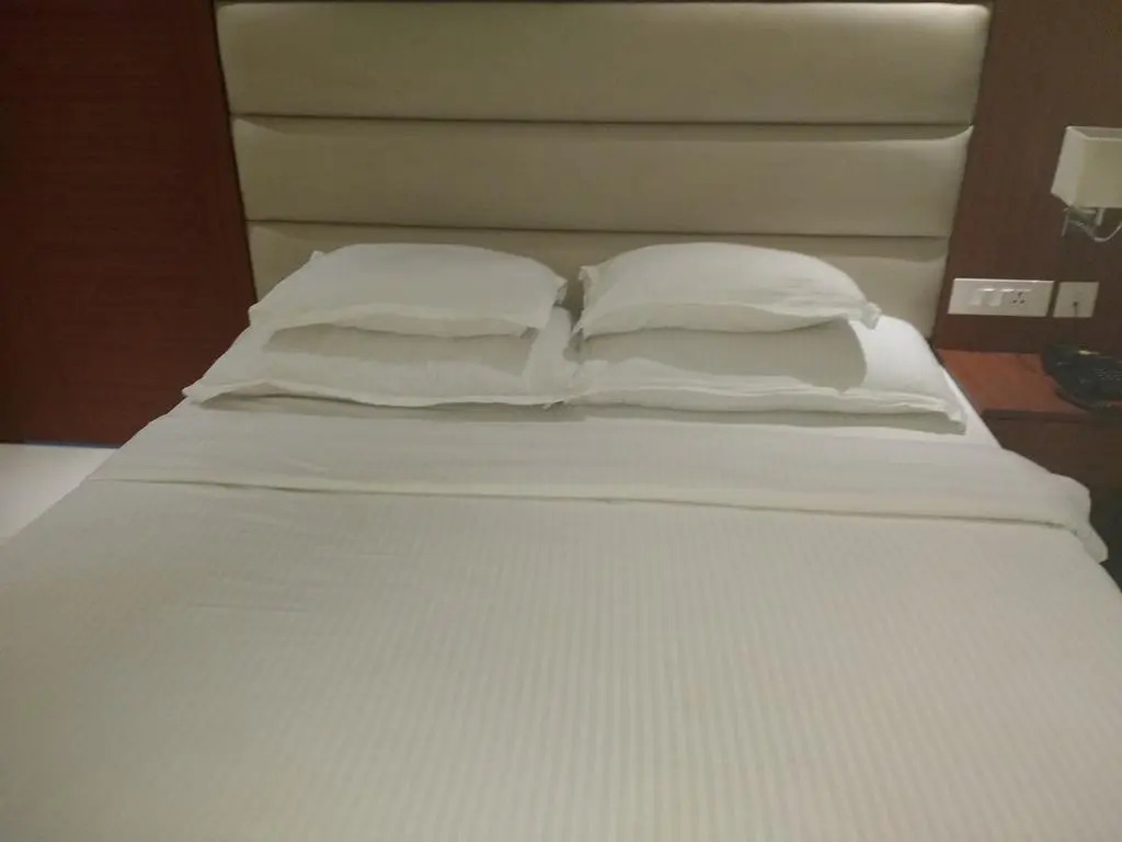 Aura hotel