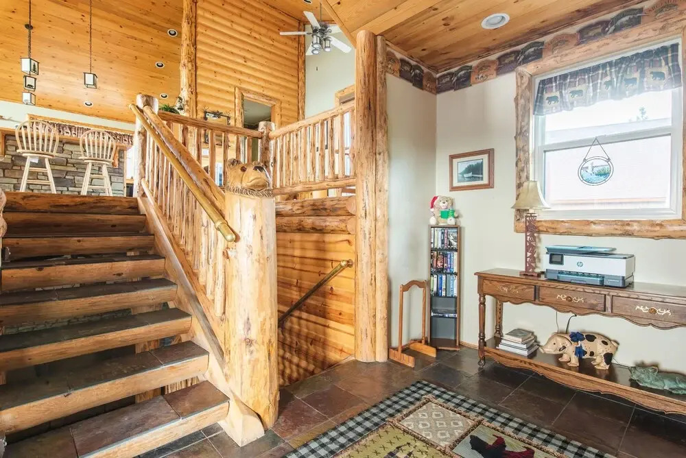 07 - Windsong Retreat 4 Bedroom Home by Redawning