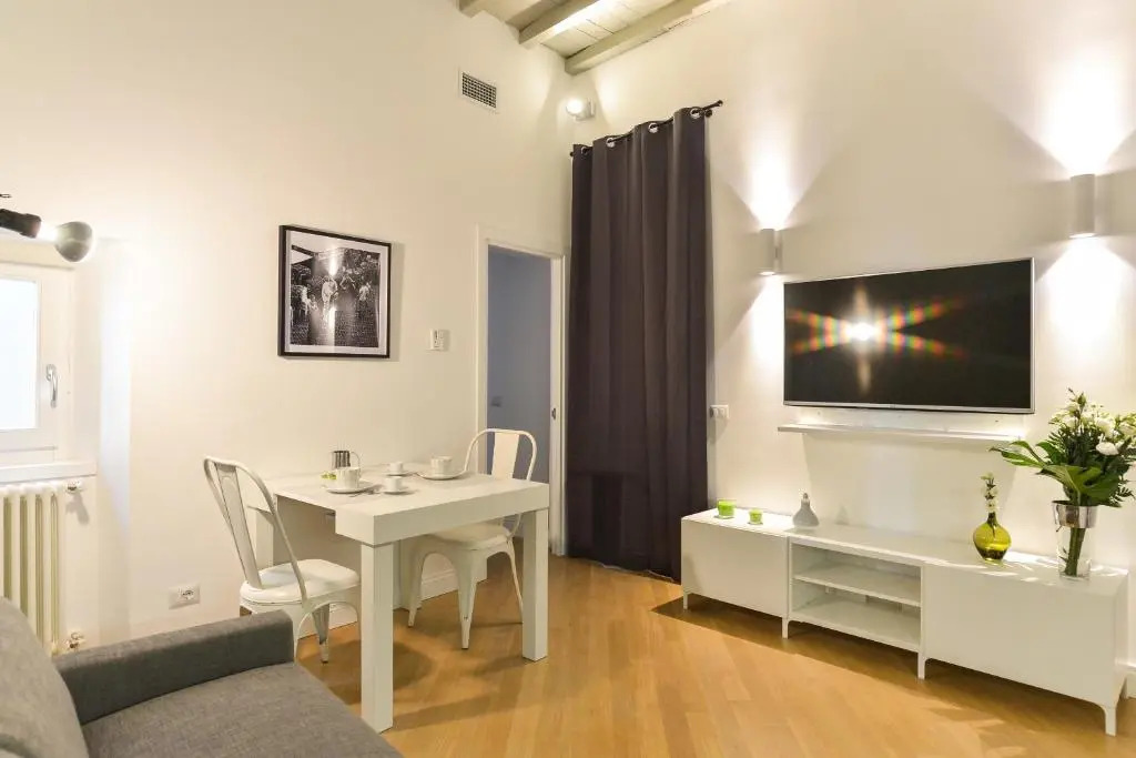 EVE Luxury Apartments Pantheon