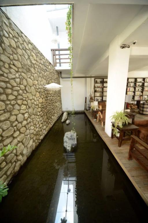 Grandma's Maomaocool Travelling Hotel