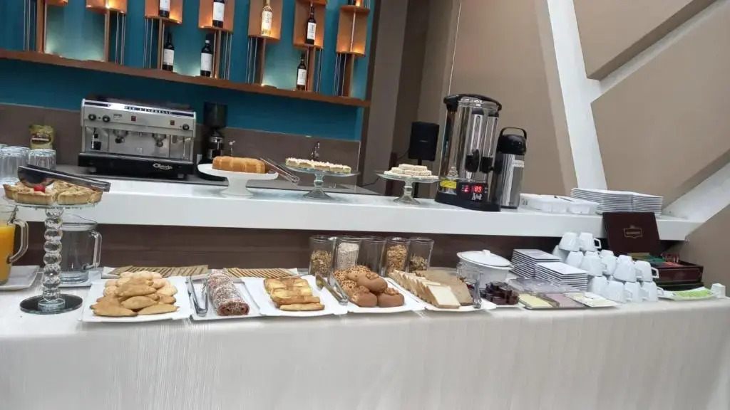 HOTEL INNOVA