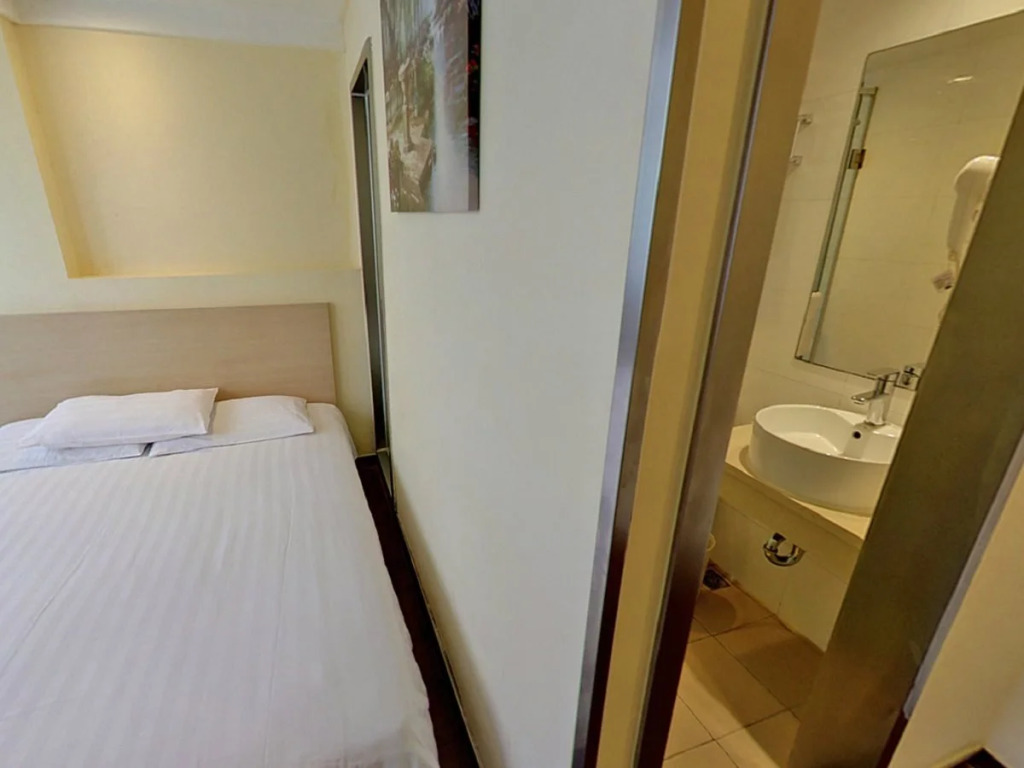 Hanting Hotel Shanghai Jingan Temple Xikang Road