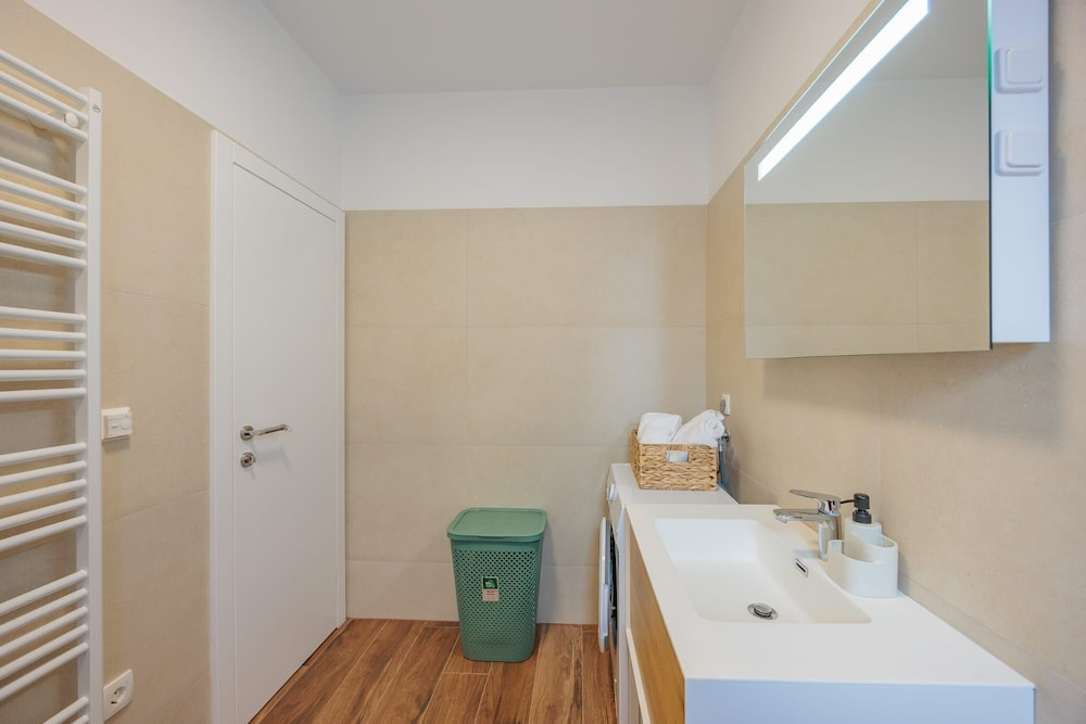 Apartments Labar