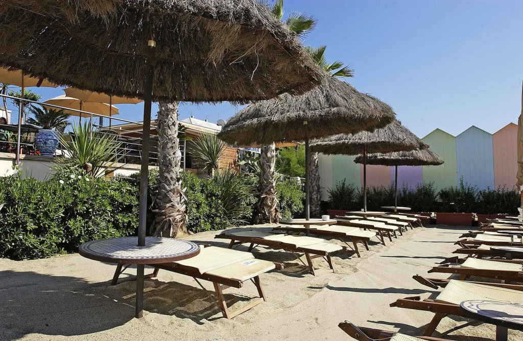 Mare Hotel