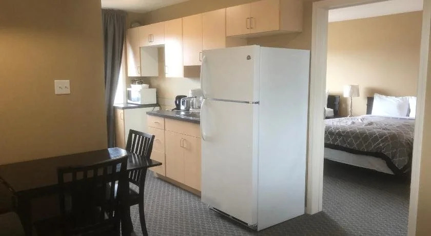 Voyageur Motel