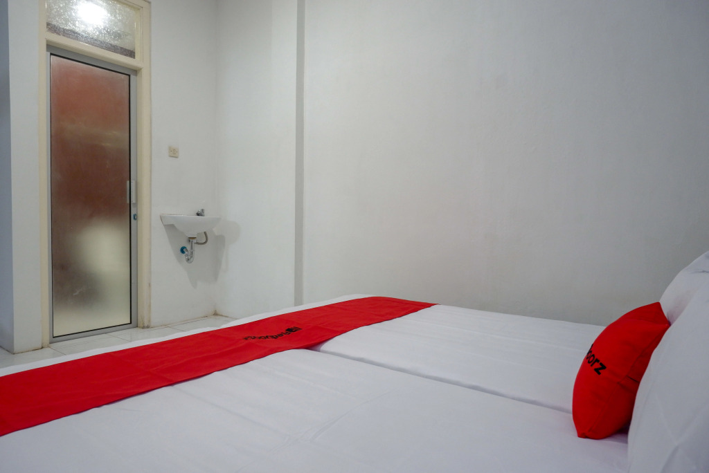 RedDoorz near Universitas PGRI Semarang