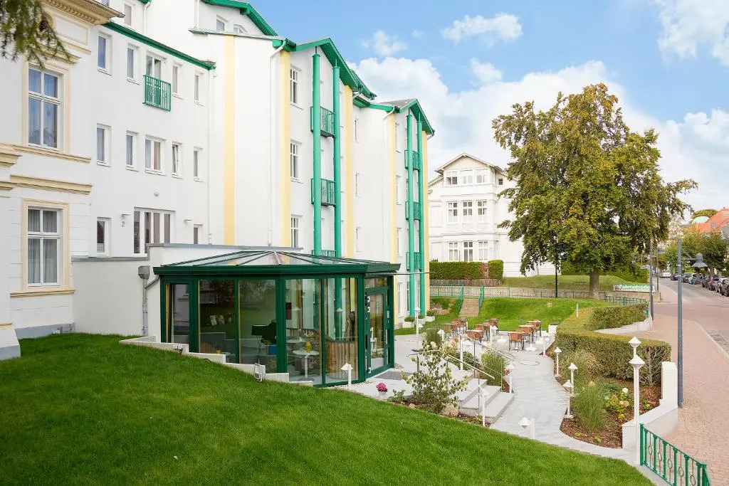 Garni Eden Hotels