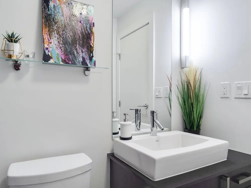 Sweeping Views Luxury 2BR Suite