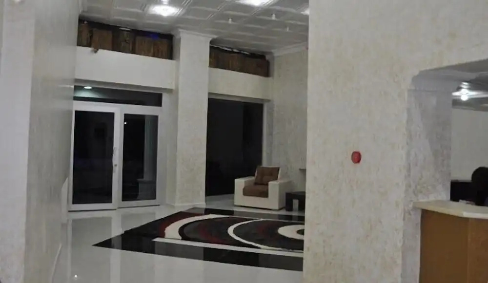 Kayra Hotel