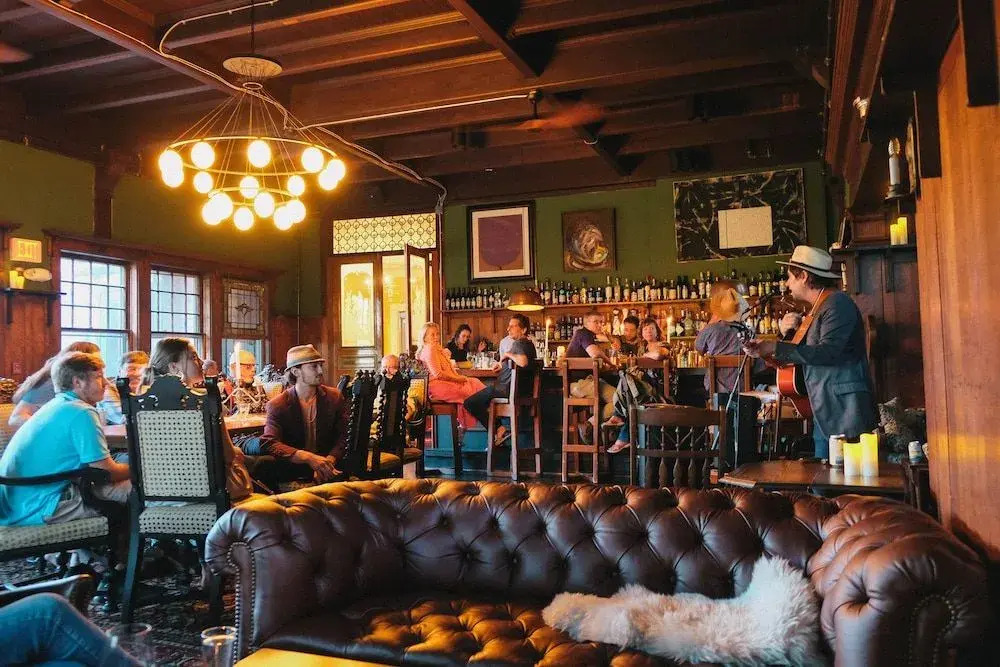 Apple Tree Inn