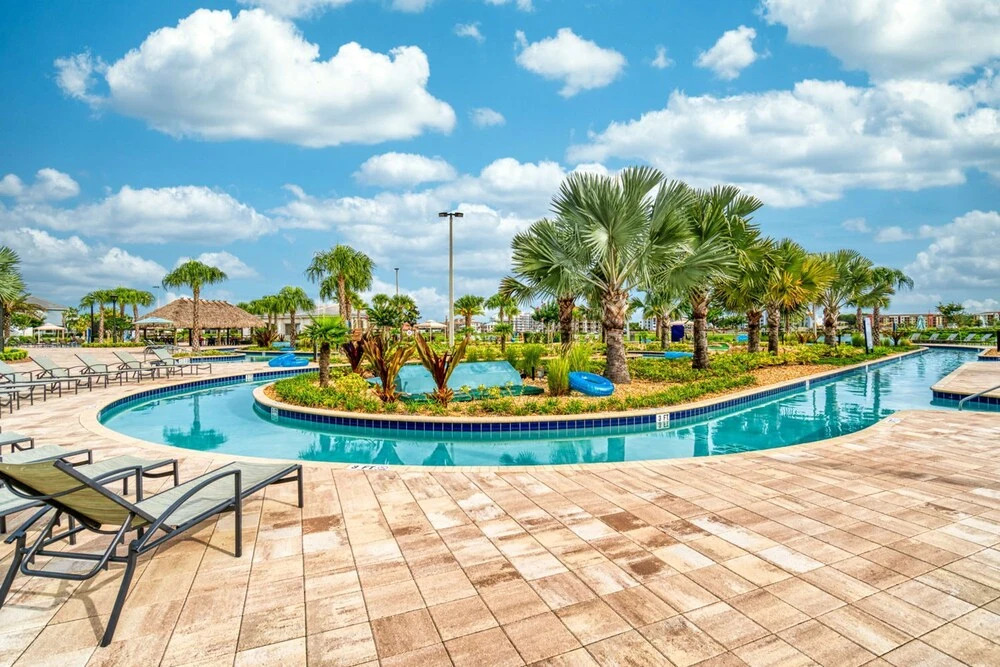 Lakeview Retreat Cozy 2BR Haven at Storey Lake, Kissimmee