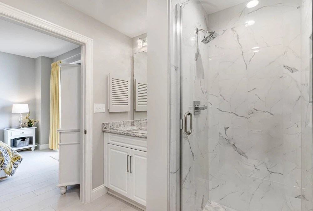 Exquisitely remodeled 3 bedroom 3 bath ocean view condo, 908 Margate 3 Condo