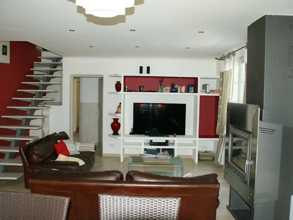 Villa in Reillanne with Private Pool