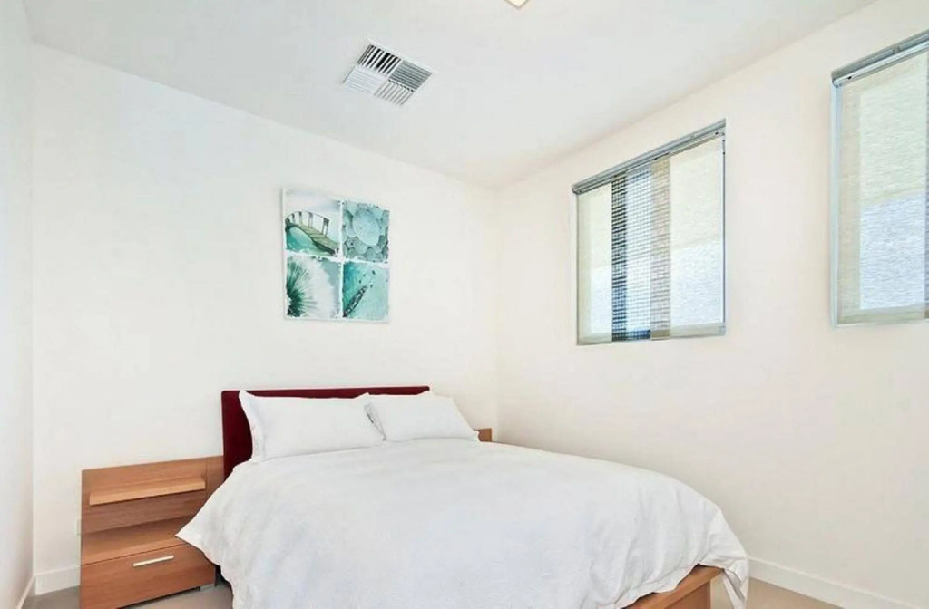 Breeze Apartments
