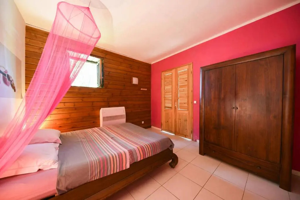 Appartement d'une chambre a Pointe Noire a 150 m de la plage avec vue sur la mer piscine partagee et jardin clos