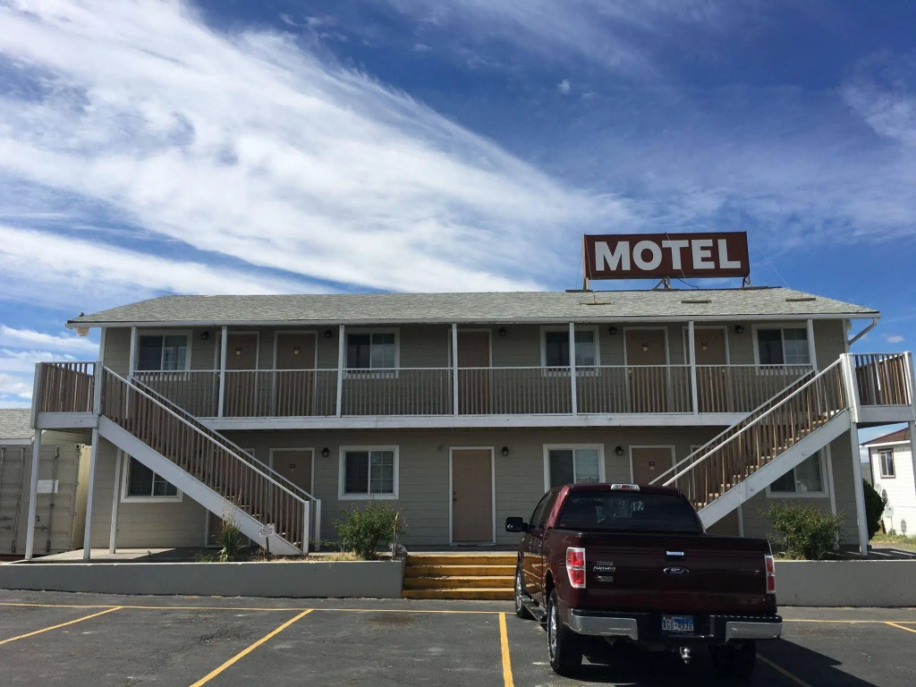 Umatilla Inn & Suites