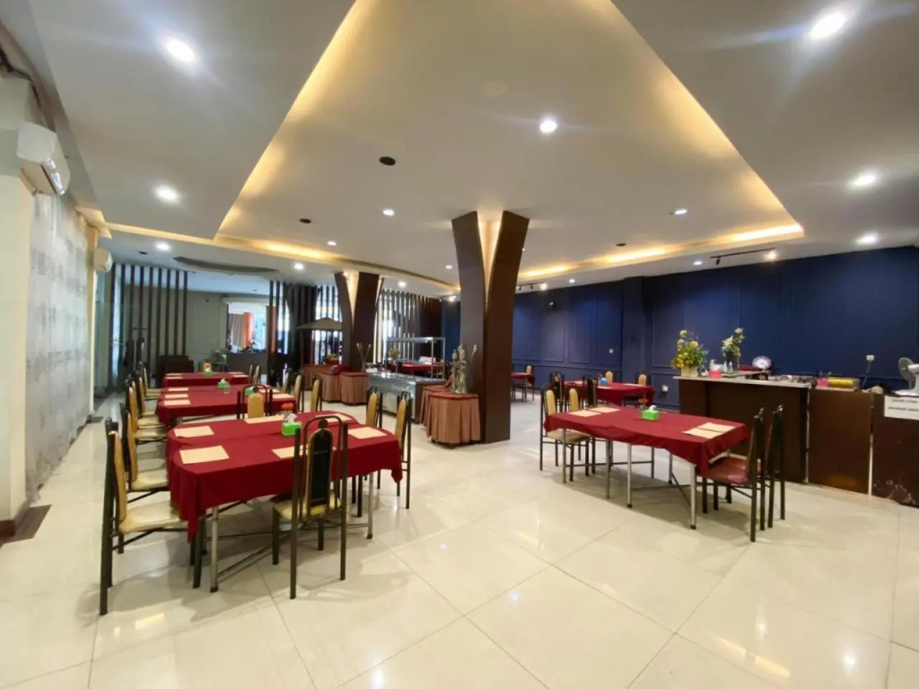 Grand mansion hotel