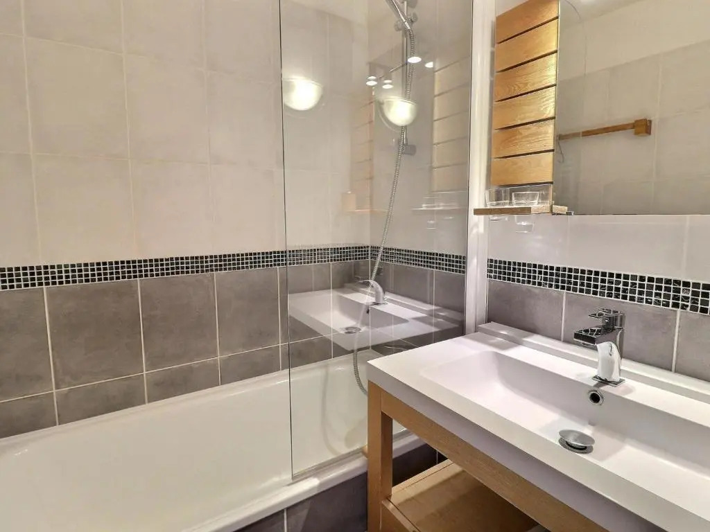 Appartement Méribel, 2 pièces, 6 personnes - FR-1-182-105