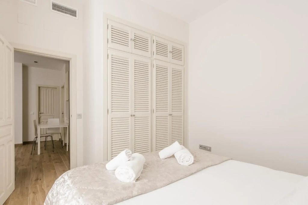 Apartamento T1, Tirso de Molina, luminoso y tranquilo