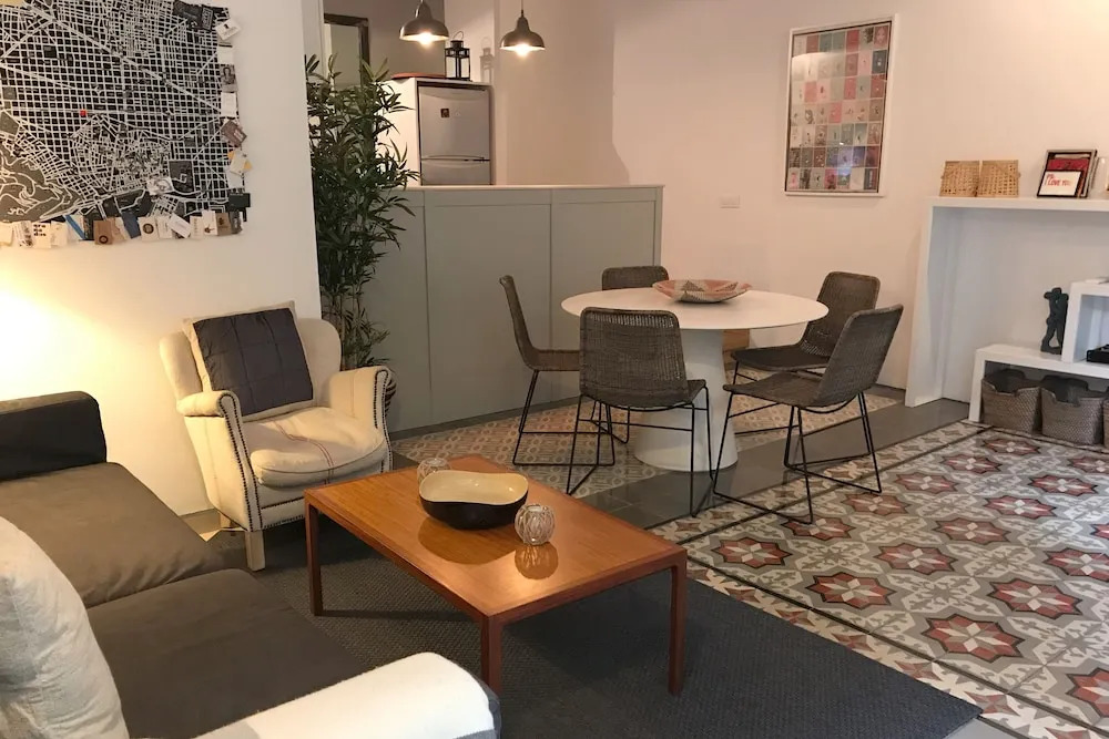Avenida Apartments Sepulveda