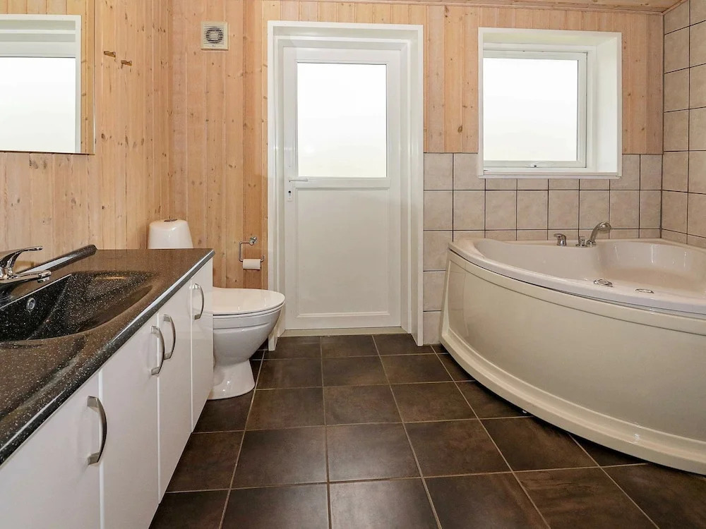 Cozy Holiday Home in Hadsund With Private Whirlpool
