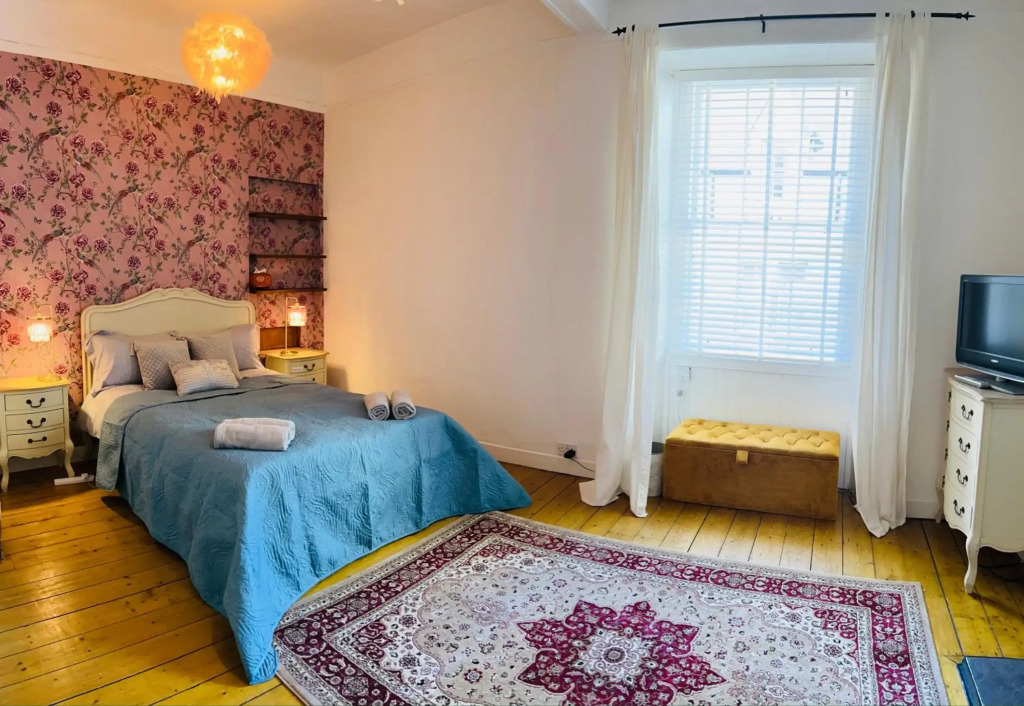 Old Town Centre Apartment 5 mins to Edinburgh Castle