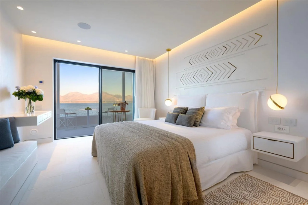 The Island Concept Luxury Boutique Hotel Heated Pool