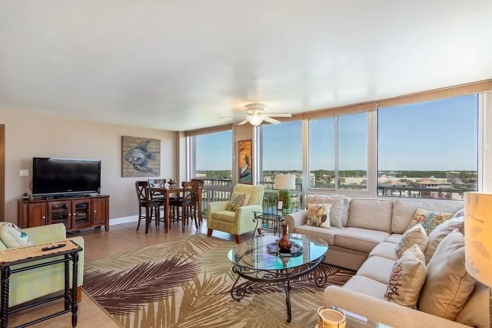 Shoreline 3091 Condo by RedAwning