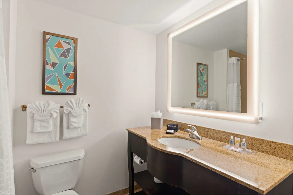 Comfort Suites Vero Beach I-95