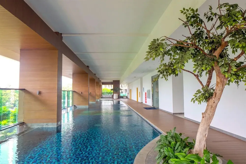 Elegant and Nice Studio at Capitol Suites Apartment