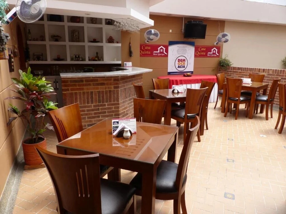 casa quinta hotel la candelaria sas