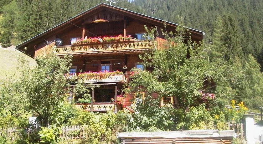 Apartments Obergraferhof