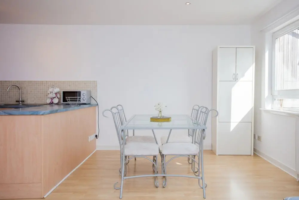 2 Bedroom Flat With Views of Arthurs Seat