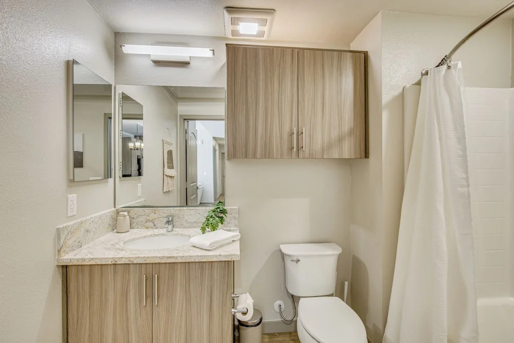 By Seaport Village & Navy Base! Chic Condo w/ Pool