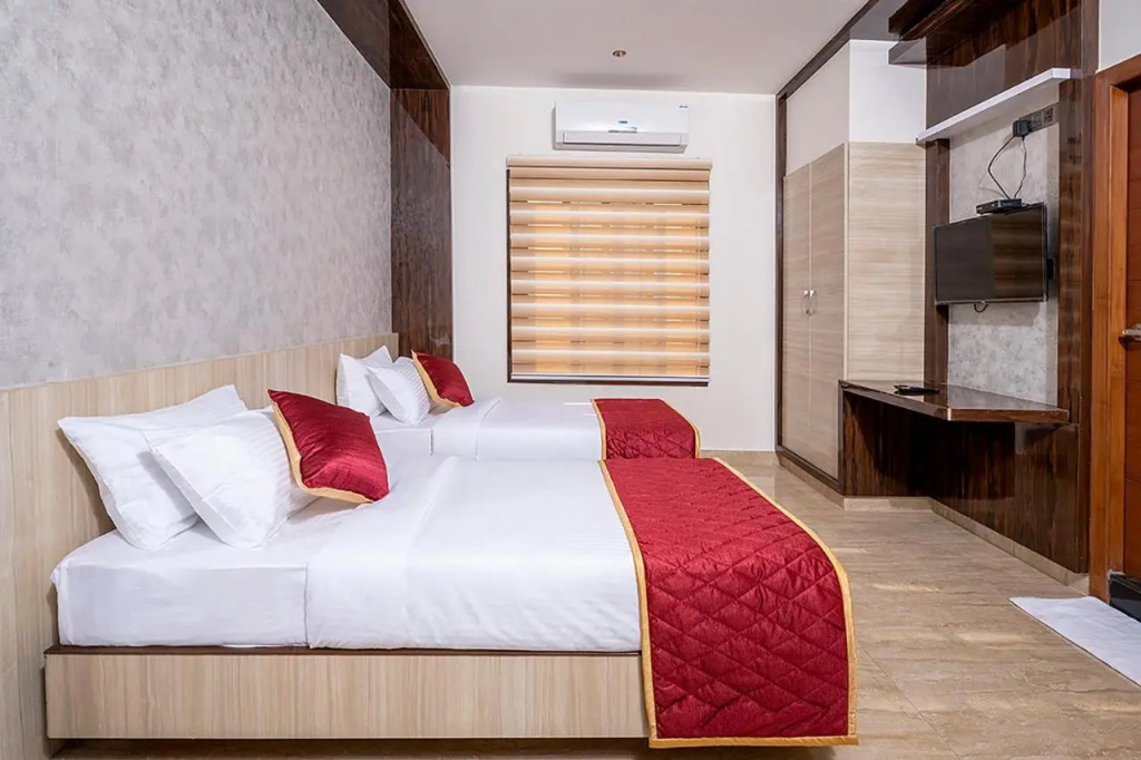 Townhouse Indiranagar Formerly Leela Park Domlur