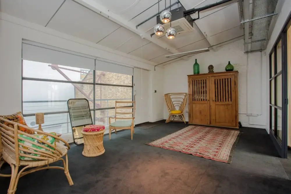 Quirky Penthouse Conversion Near Battersea Park