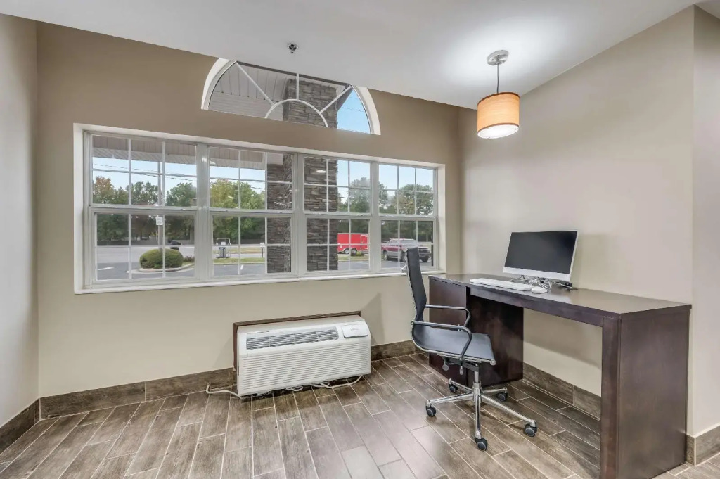 Microtel Inn & Suites by Wyndham