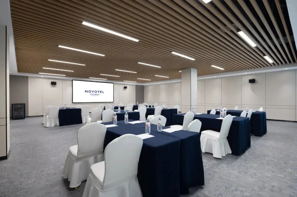 Novotel Jiaxing Port Area