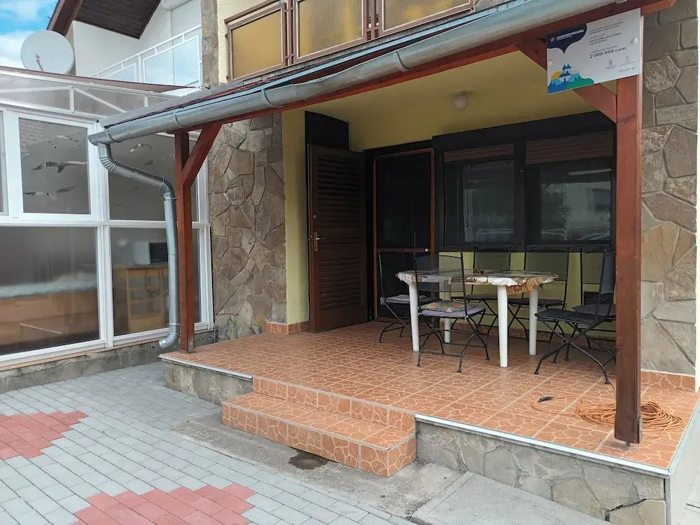 A Whole Holiday House With a Garden in Fonyód for 2-10 Persons