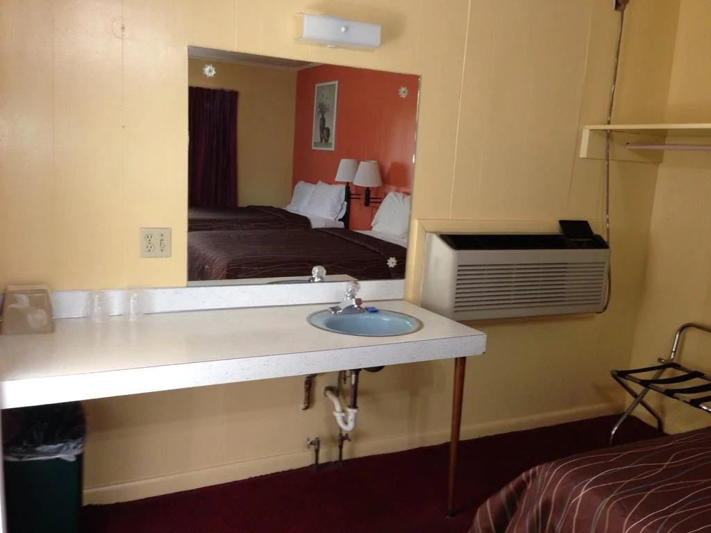 Travel Inn Motel