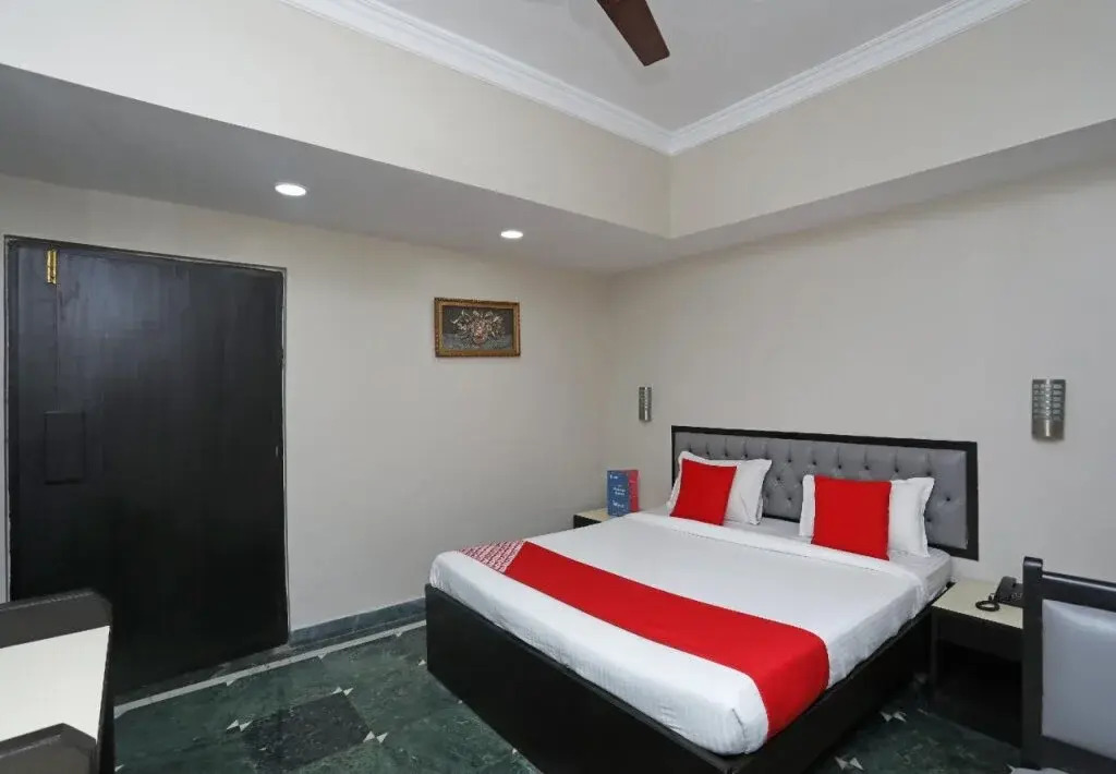 Punjab Bradree By OYO Rooms