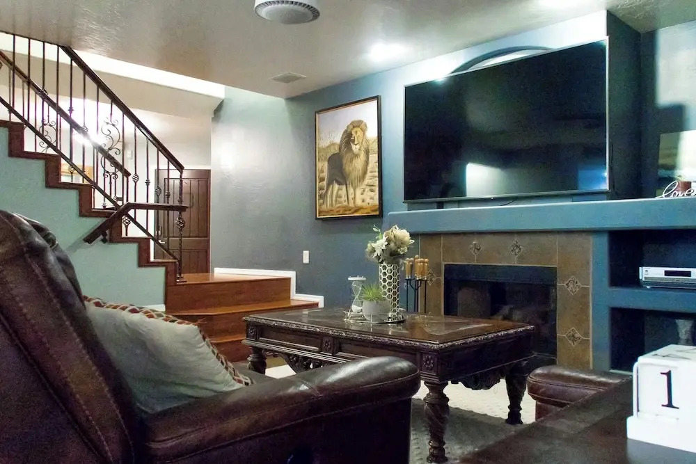 Spacious, Fully Equipped 5BR Home w/ Pool