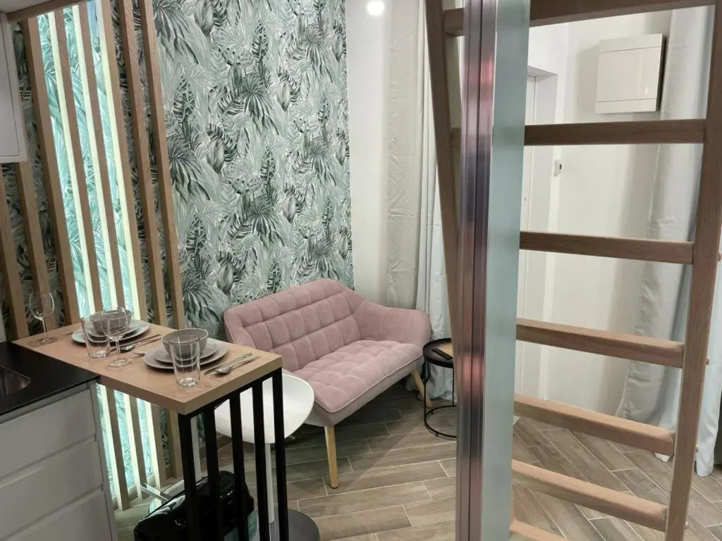 Zeus Design Mini Studio Vienna #5a