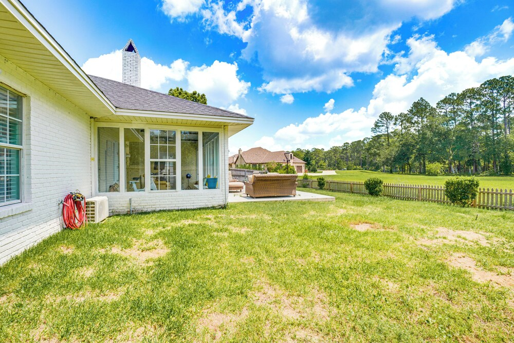 Spacious Long Beach Vacation Home w/ Patio & Grill