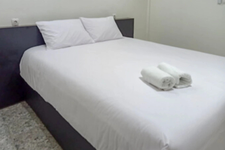 Hotel Trikatu Kendal near Taman Kota Weleri Mitra RedDoorz